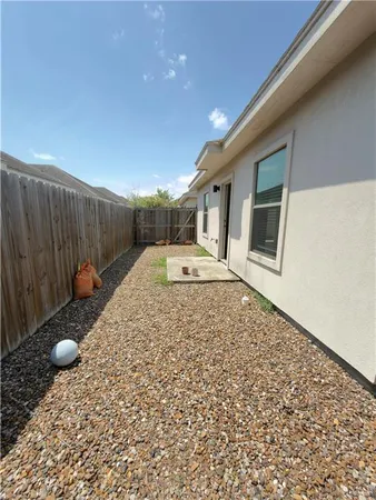 $1,200 | 2808 Sabercat Avenue, Unit 4, Edinburg, TX 78542