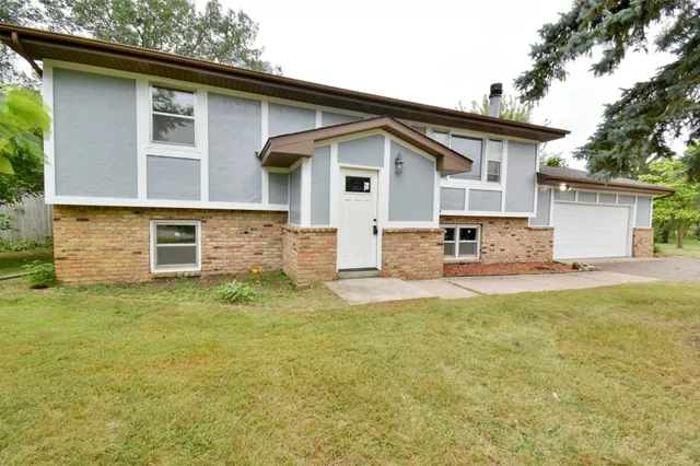 $375,000 | 3740 143rd Avenue Northwest, Andover, MN 55304
