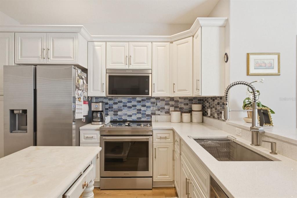 336 Harbor Ridge Drive Palm Harbor, FL 34683 - Photo 8 of 28
