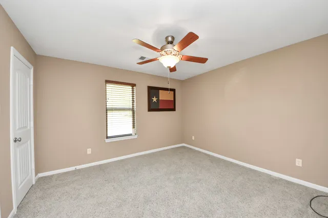 $250,000 | 240 Rosalie Street, Shepherd, TX 77371