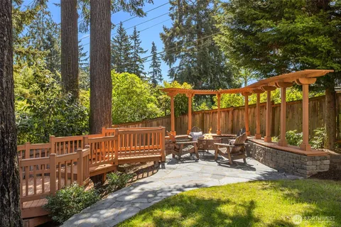 $4,460,000 | 2400 100th Avenue Northeast, Bellevue, WA 98004