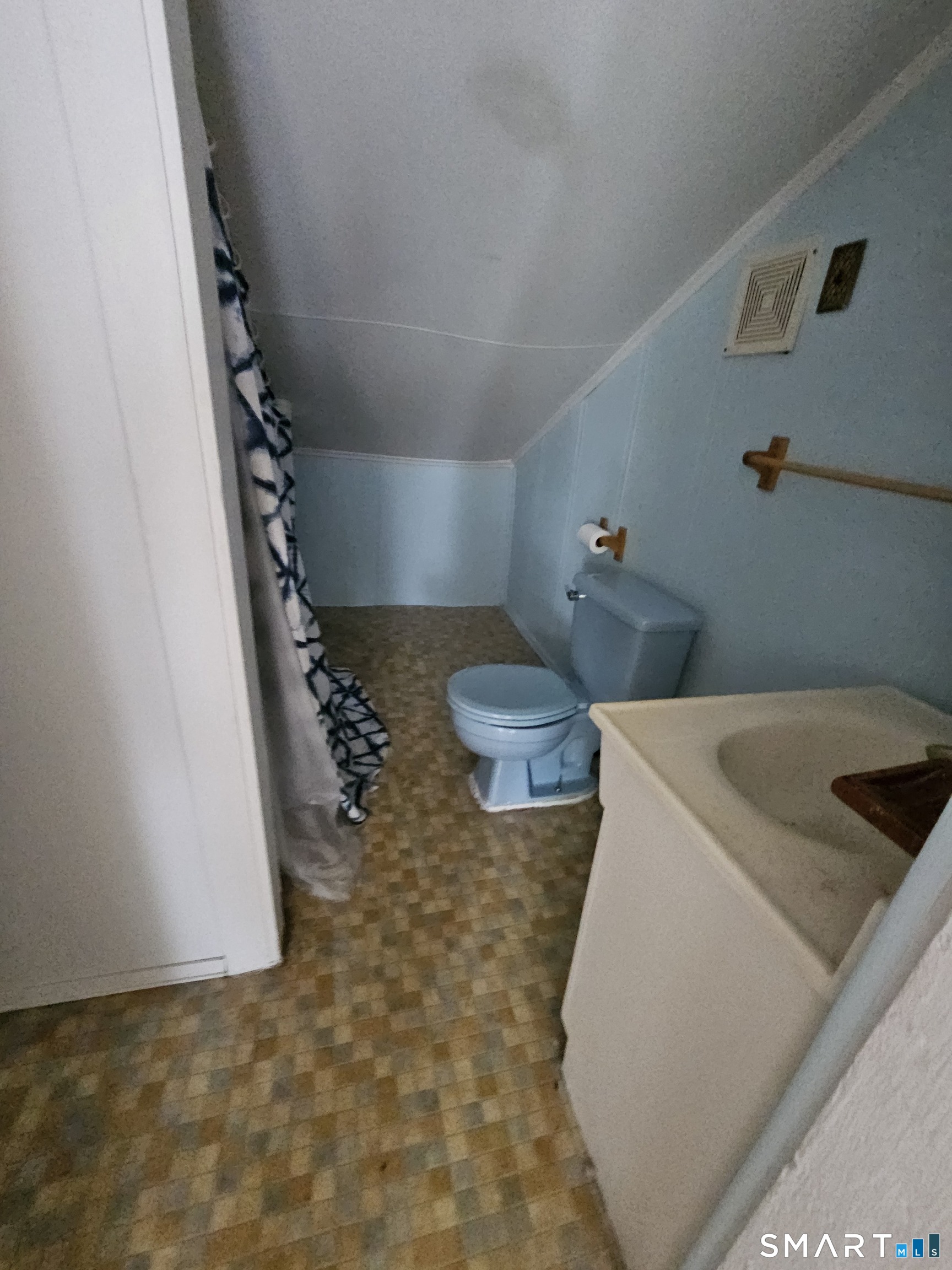 645 Silver Sands Road East Haven, CT 06512 - Photo 14 of 14