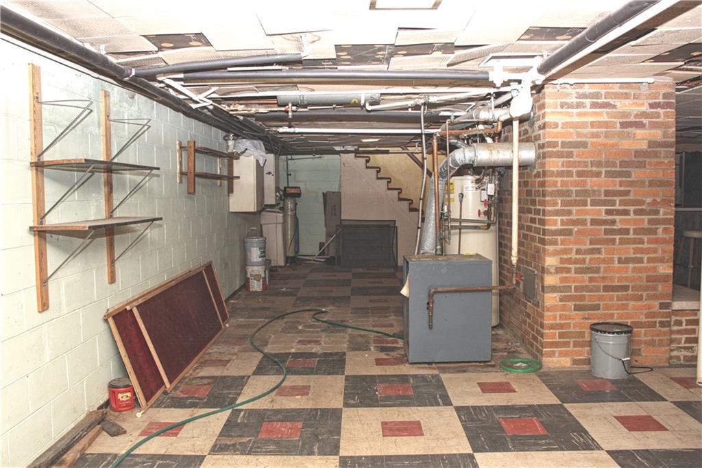 404 Hoss Road Indianapolis, IN 46217 - Photo 16 of 20 Gallery Image 16