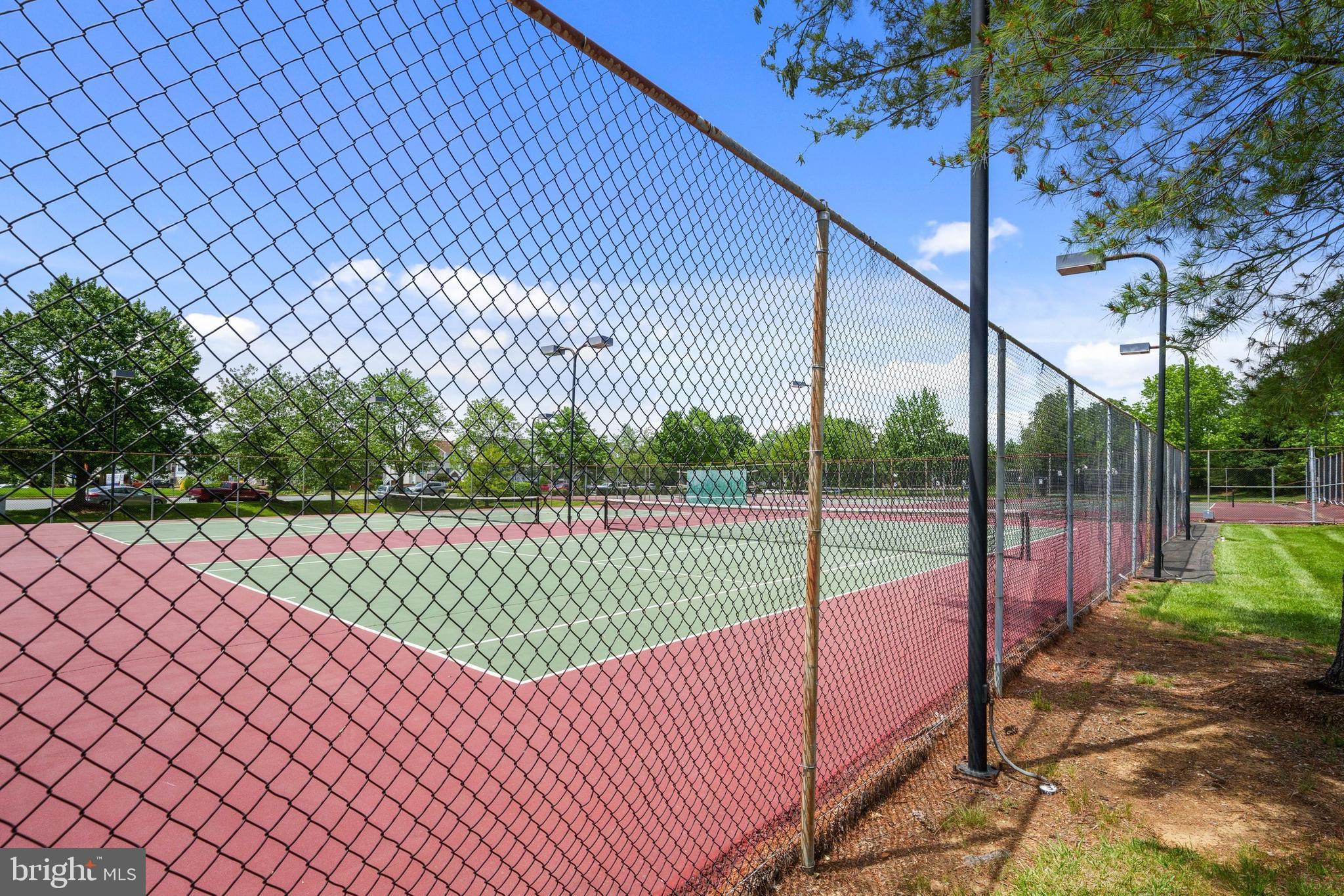 11279 Kessler Place Manassas, VA 20109 - Photo 38 of 39 a view of outdoor space and yard