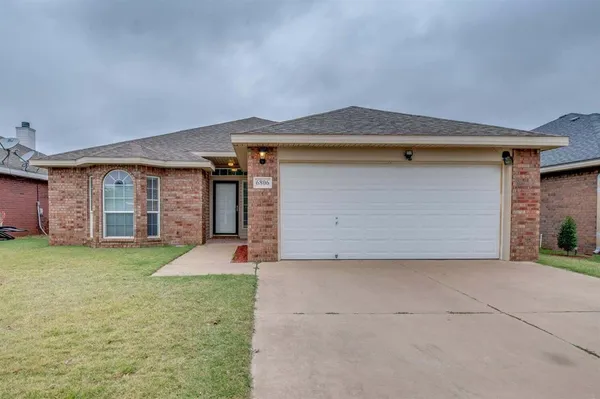 $1,750 | 6806 86th Street, Lubbock, TX 79424