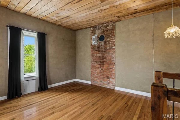$150,000 | 1871 Madison Street, St. Louis, MO 63106