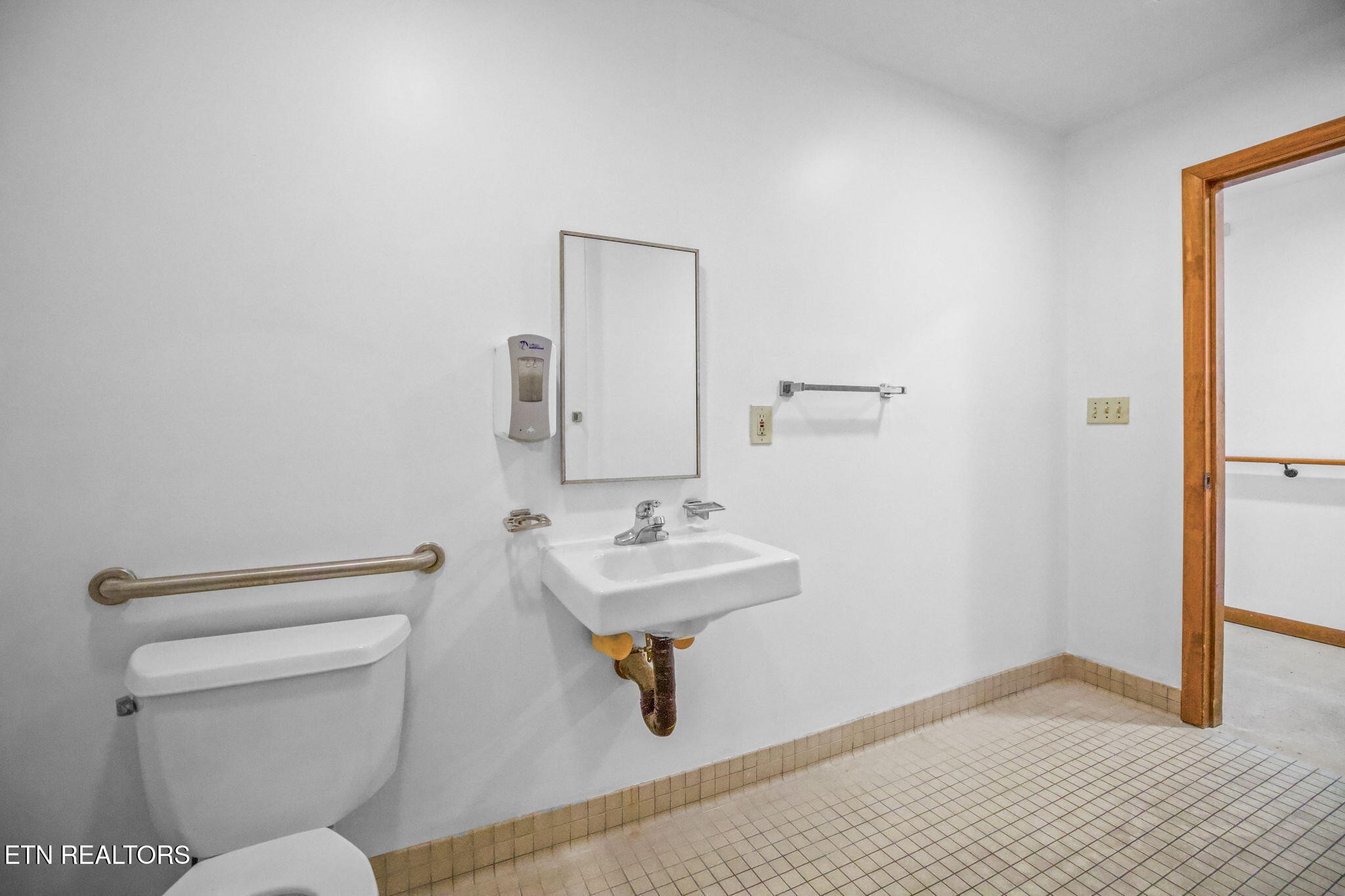 145 Latimer Road Oak Ridge, TN 37830 - Photo 51 of 53 Gallery Image 51