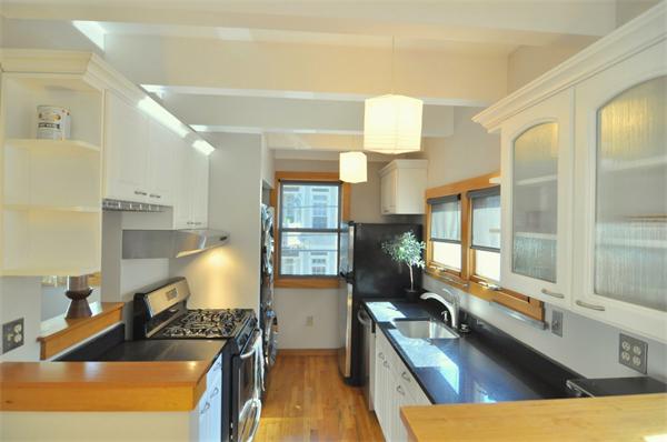 10 Gardner Road, Unit A Cambridge, MA 02139 - Photo 4 of 10 Gallery Image 4