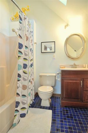 10 Gardner Road, Unit A Cambridge, MA 02139 - Photo 6 of 10 Gallery Image 6