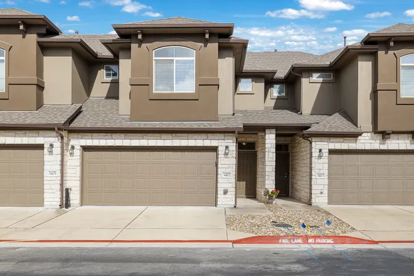$1,950 | 2880 Donnell Drive, Unit 3402, Round Rock, TX 78664