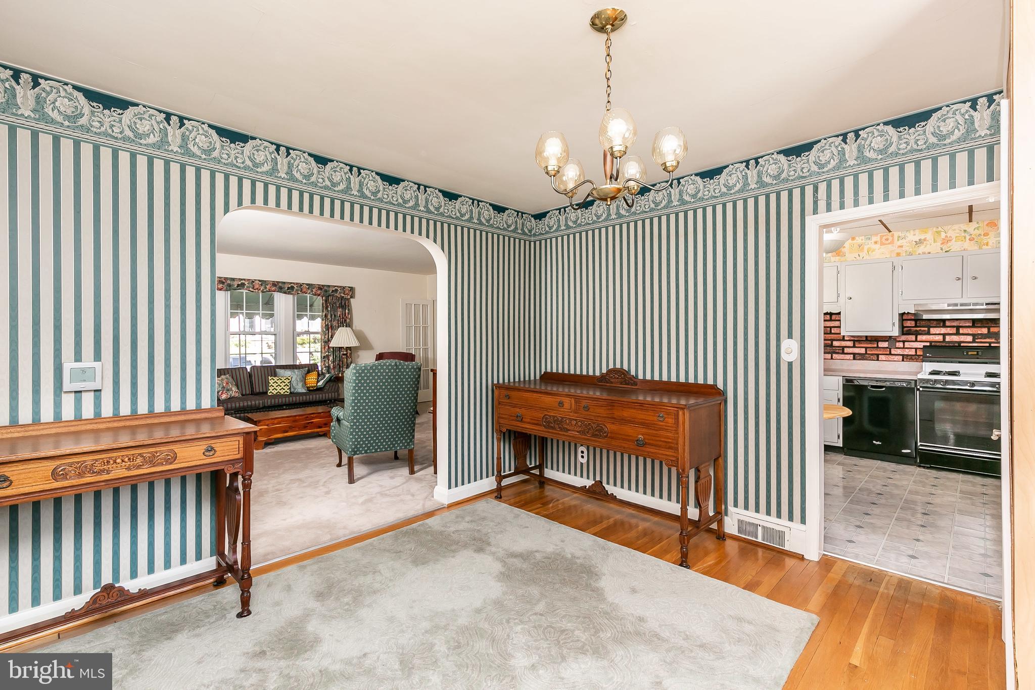 1875 Edgewood Road Towson, MD 21286 - Photo 12 of 31