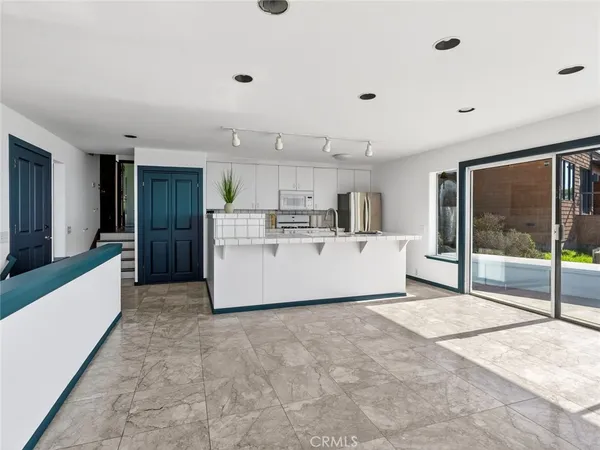 $1,580,000 | 14800 Navarro Way, Manchester, CA 95459