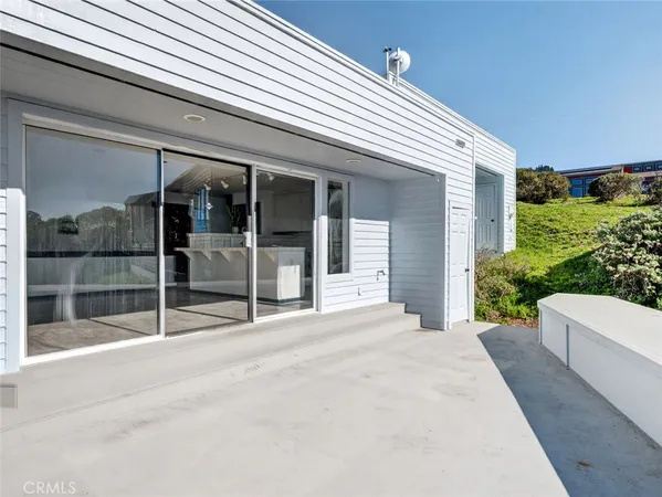 $1,580,000 | 14800 Navarro Way, Manchester, CA 95459