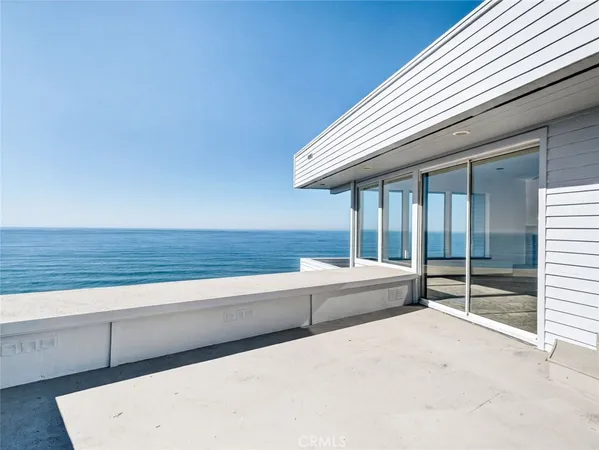 $1,580,000 | 14800 Navarro Way, Manchester, CA 95459