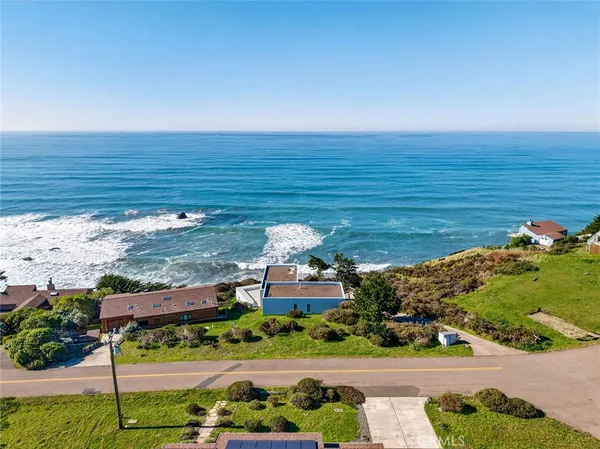 $1,580,000 | 14800 Navarro Way, Manchester, CA 95459