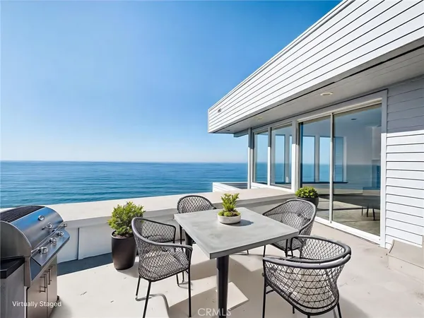 $1,580,000 | 14800 Navarro Way, Manchester, CA 95459