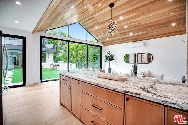 $33,000 | 15602 Morrison Street, Sherman Oaks, CA 91403