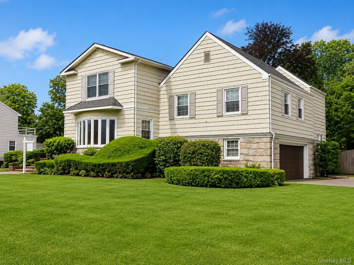 1304 Harbor Road Hewlett Harbor, NY 11557 - Photo 2 of 7