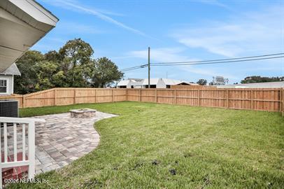 2125 Gilmore Street Jacksonville, FL 32204 - Photo 18 of 18 a view of a backyard