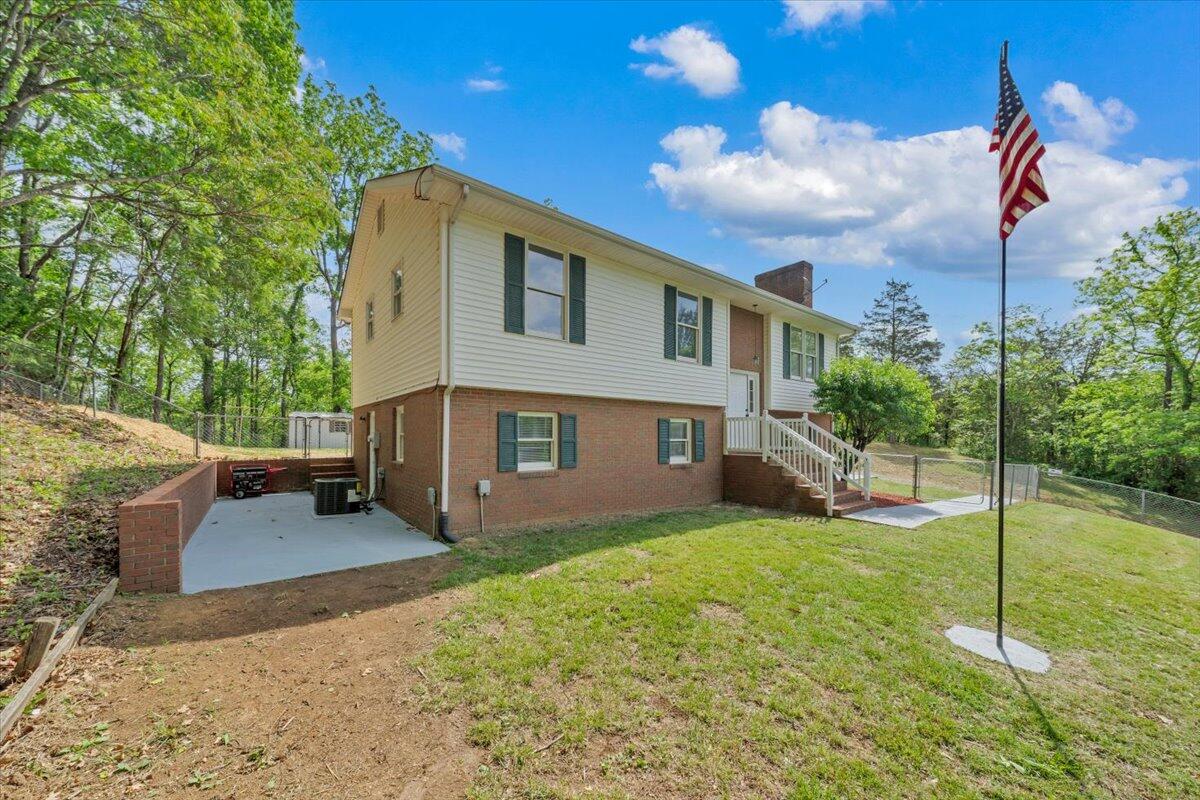 347 Roy Road Troutville, VA 24175 - Photo 35 of 37 35-MIB07820