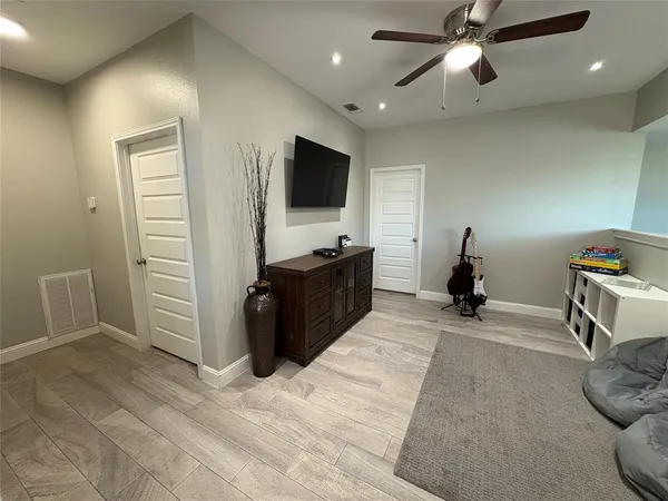 a view of entryway