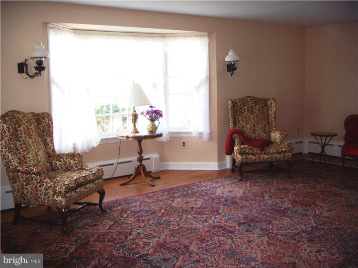 1001 Knapp Road North Wales, PA 19454 - Photo 5 of 24 Gallery Image 5