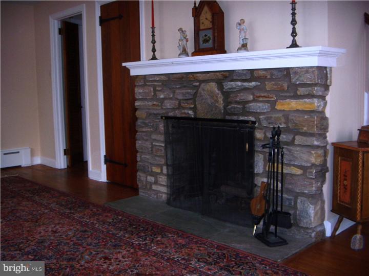 1001 Knapp Road North Wales, PA 19454 - Photo 6 of 24 Gallery Image 6