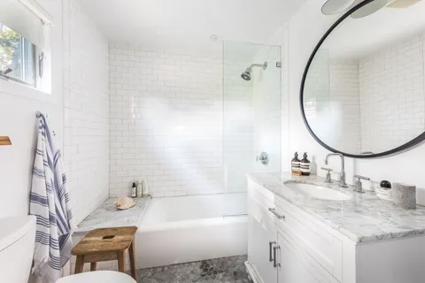 $1,800,000 | 11 South South Debusy Road, Montauk, NY 11954
