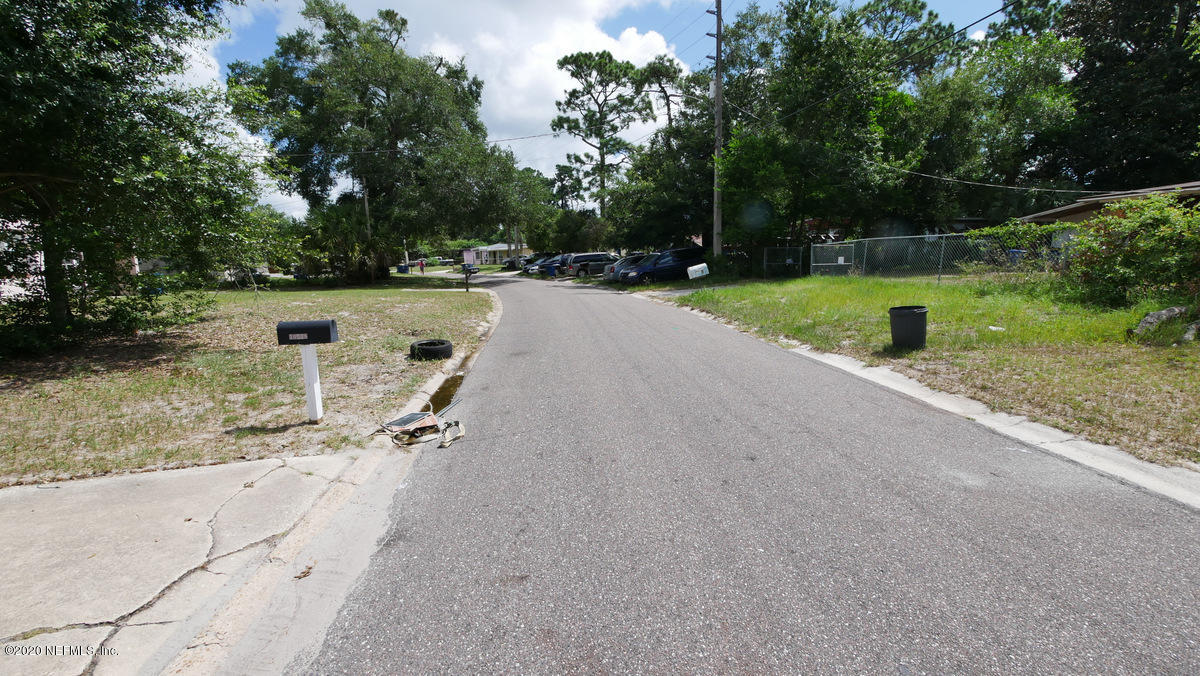 10218 Haverford Road Jacksonville, FL 32218 - Photo 54 of 55 P1060520