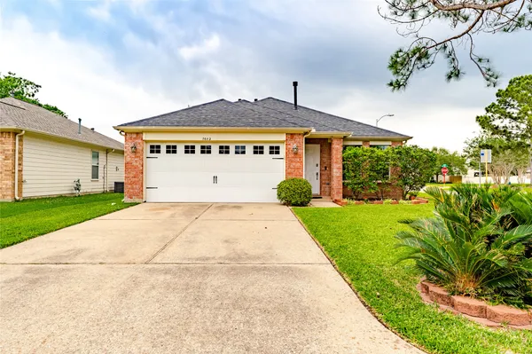 $1,750 | 7602 Little Thicket Court, Cypress, TX 77433