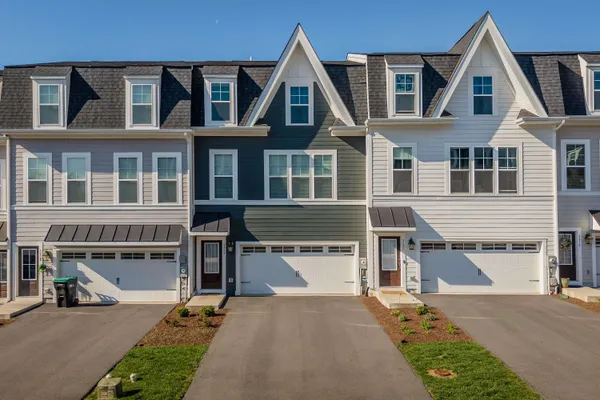 $407,500 | 3224 Marion Square, Harrisonburg, VA 22801