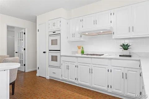 $399,900 | 13241 Delft Drive, St. Louis, MO 63146