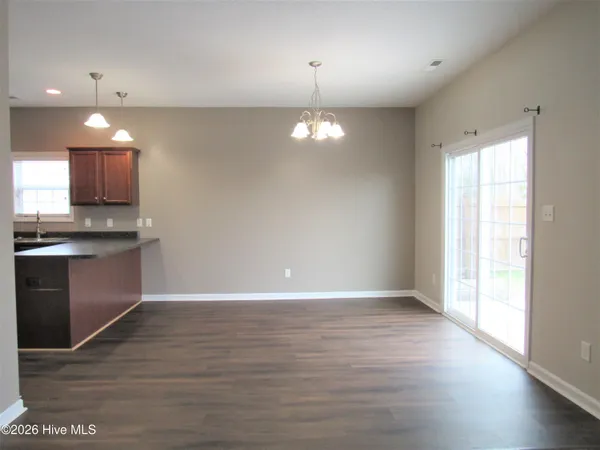 $1,800 | 353 Merin Height Road, Jacksonville, NC 28546