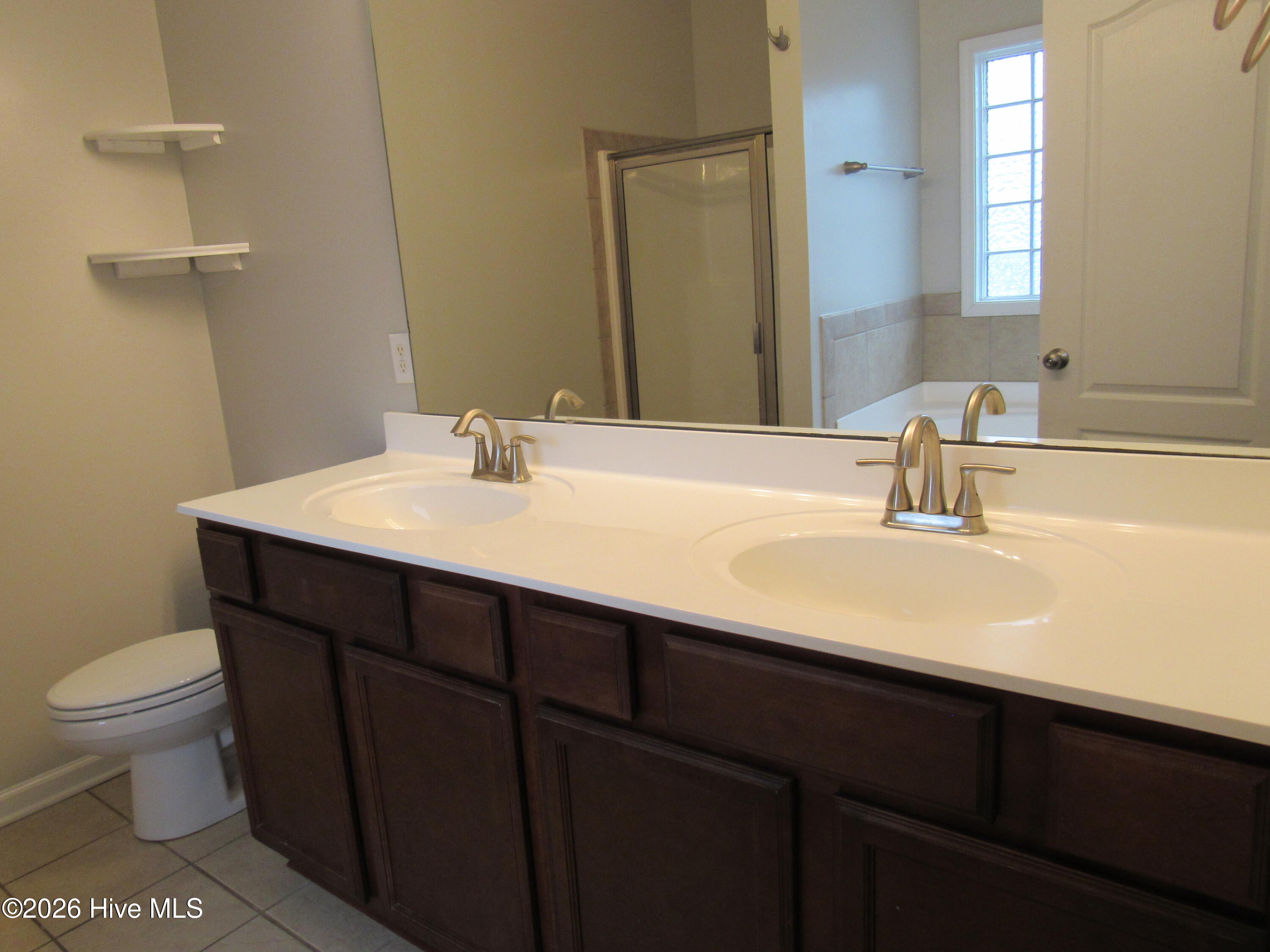 353 Merin Height Road Jacksonville, NC 28546 - Photo 26 of 27 Master vanity