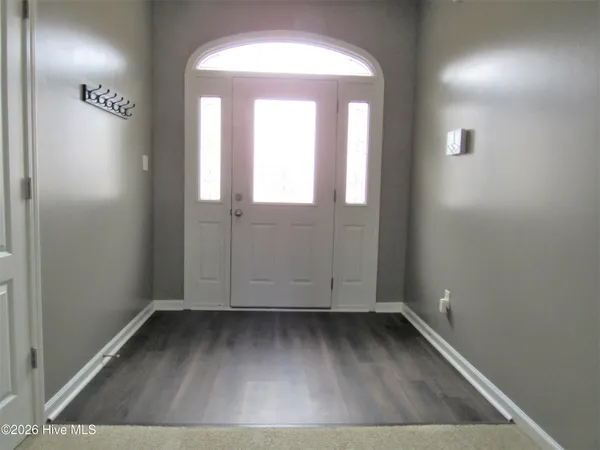 $1,800 | 353 Merin Height Road, Jacksonville, NC 28546