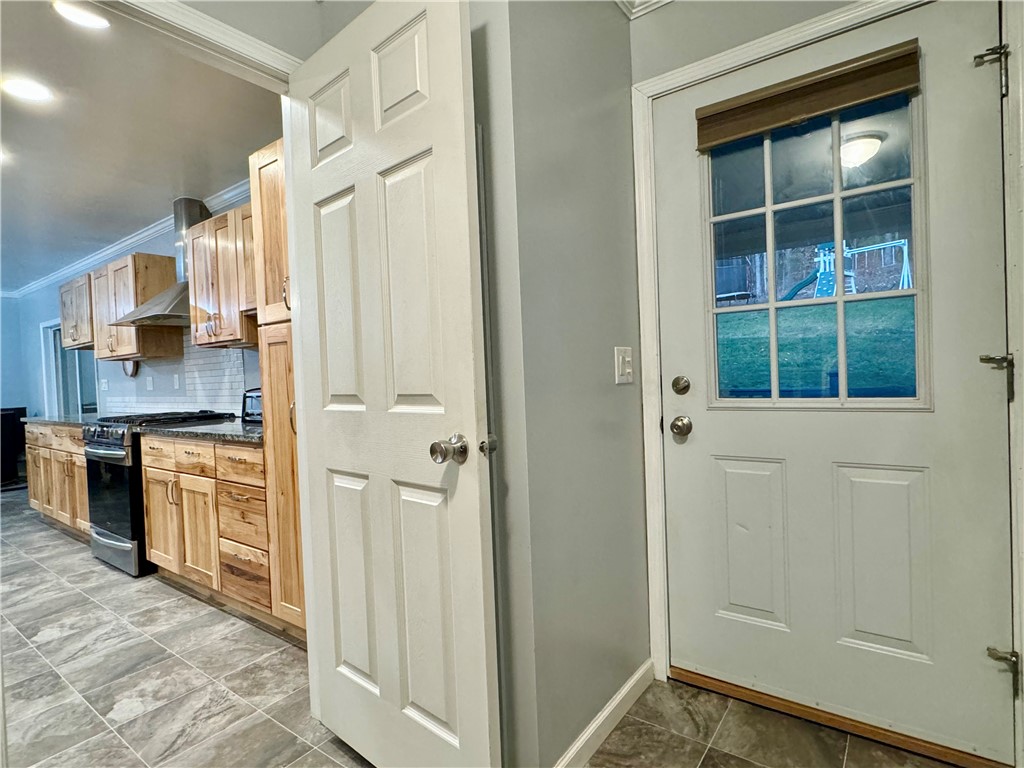 64 King Road Buskirk, NY 12028 - Photo 12 of 49