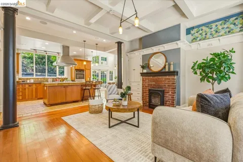 $2,200,000 | 1631 La Vereda Road, Berkeley, CA 94709