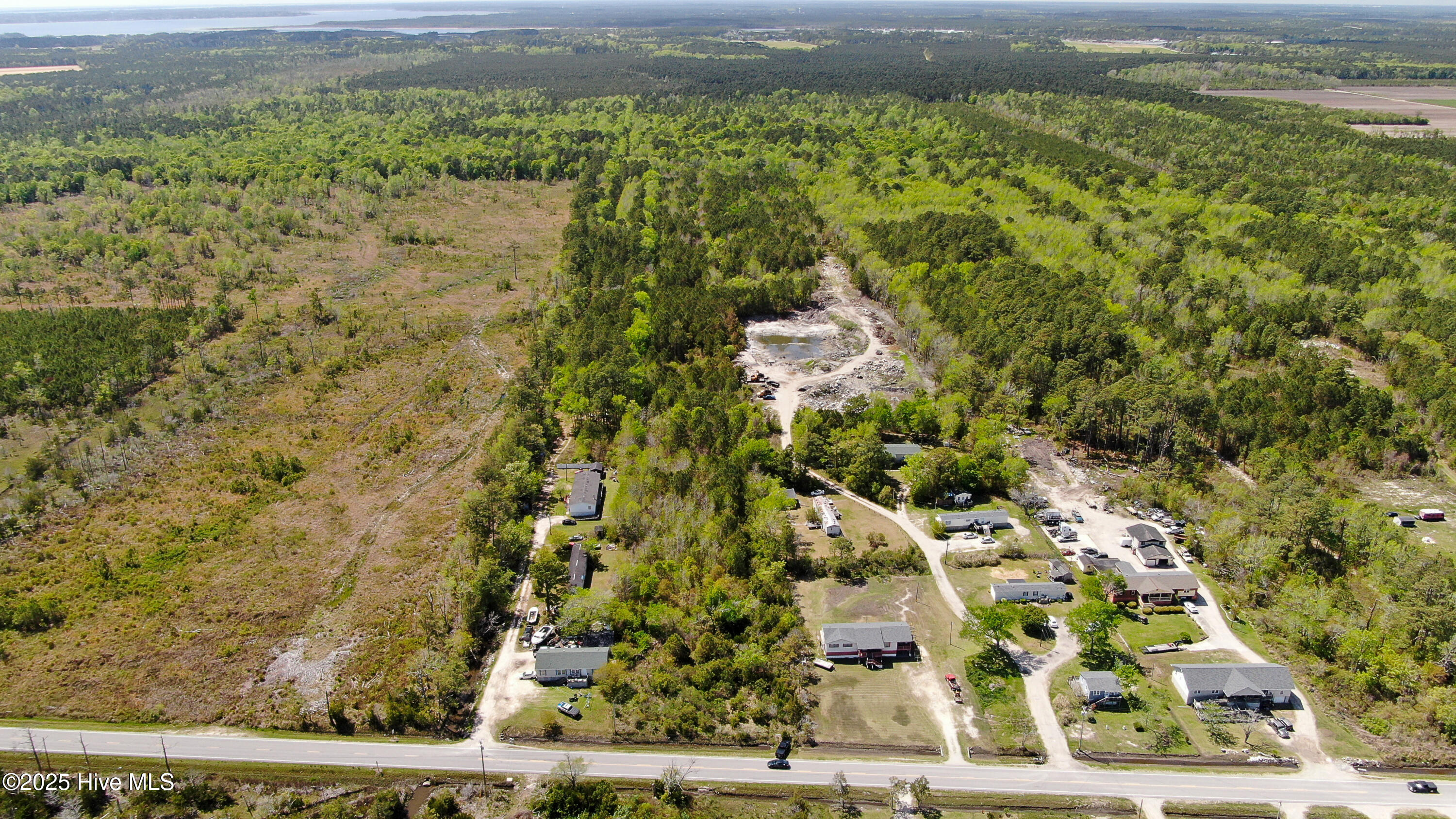 627 Merrimon Road Beaufort, NC 28516 - Photo 4 of 10 DJI_0575