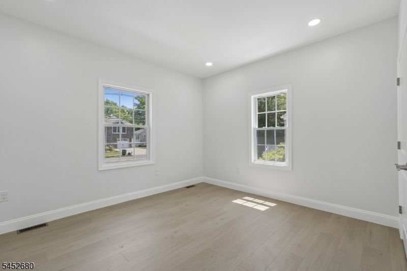 250 Milltown Road Springfield, NJ 07081 - Photo 16 of 29 Gallery Image 16