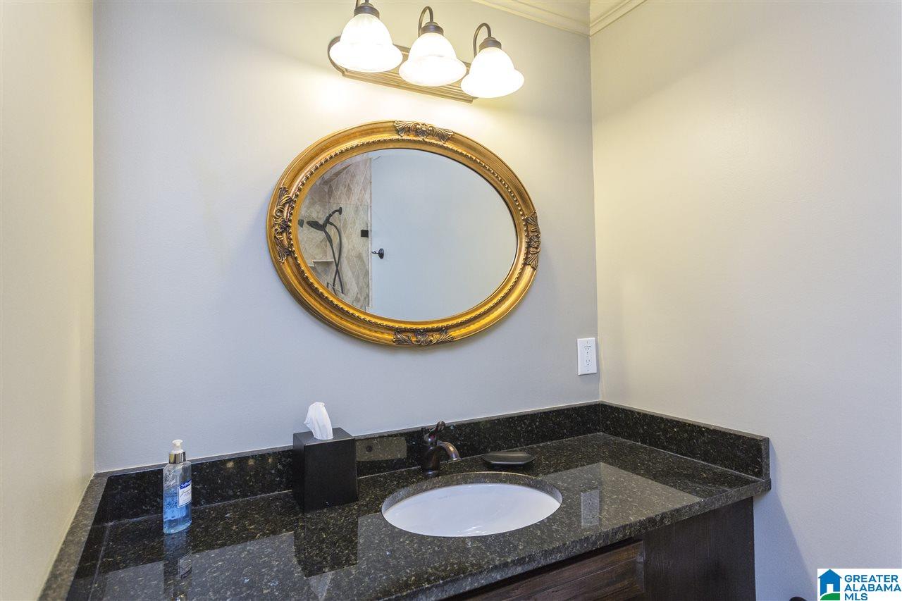 2050 Lancaster Road Birmingham, AL 35209 - Photo 12 of 44