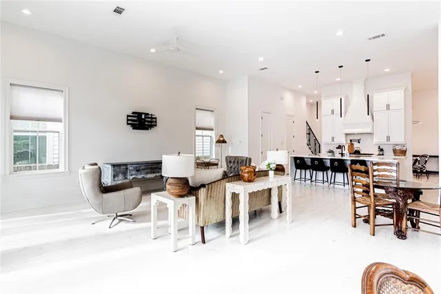 $1,169,000 | 933 Burdette Street, New Orleans, LA 70118