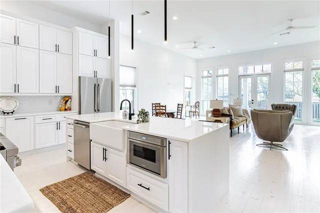 $1,169,000 | 933 Burdette Street, New Orleans, LA 70118