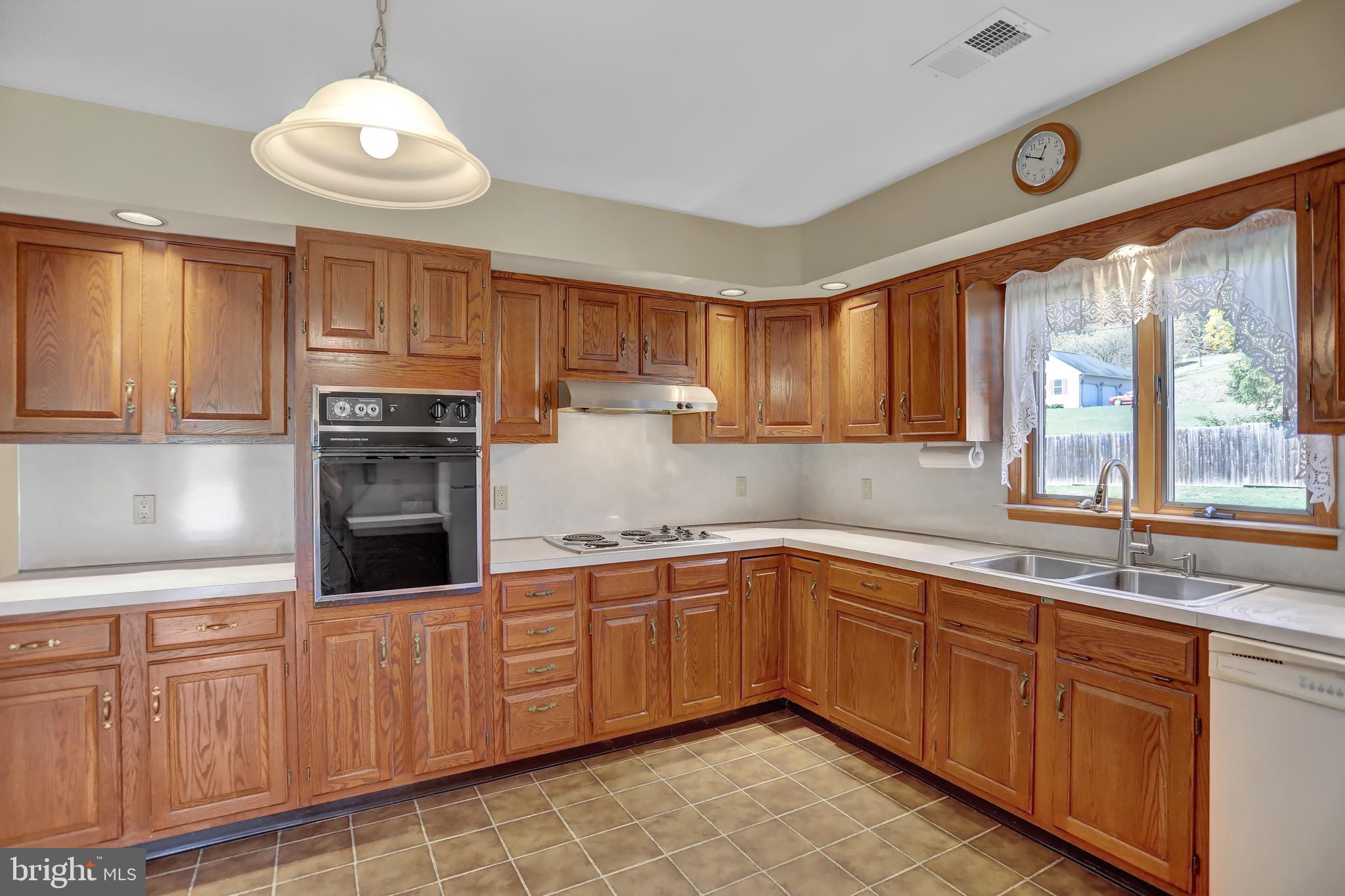 6480 Spring Road Shermans Dale, PA 17090 - Photo 19 of 51 Gallery Image 19