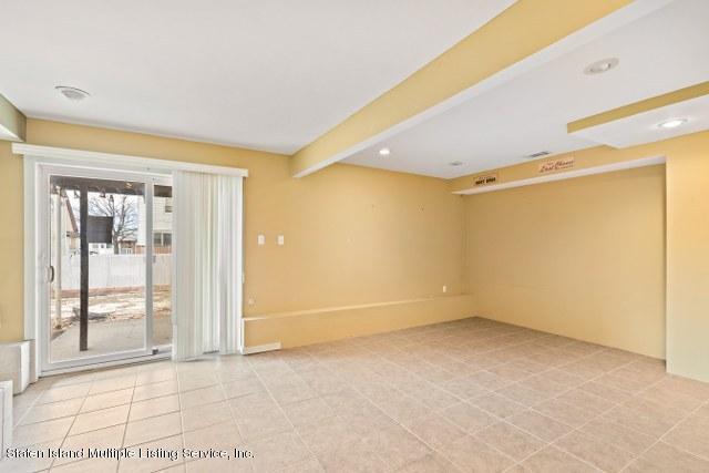 60 Vassar Street Staten Island, NY 10314 - Photo 12 of 16 JON_7687_640x427