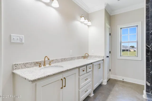 $235,000 | 1711 East B N Street, Rayne, LA 70578