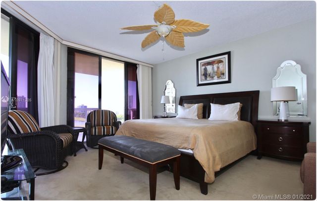 $525,000 | 20191 East Country Club Drive, Unit 1001, Aventura, FL 33180