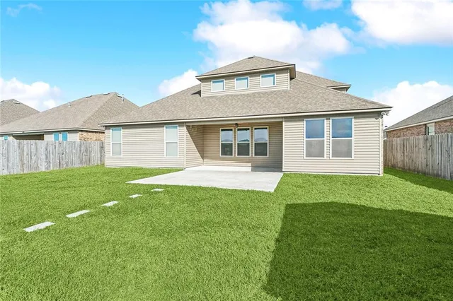 $360,000 | 458 West Lake Drive, Slidell, LA 70461