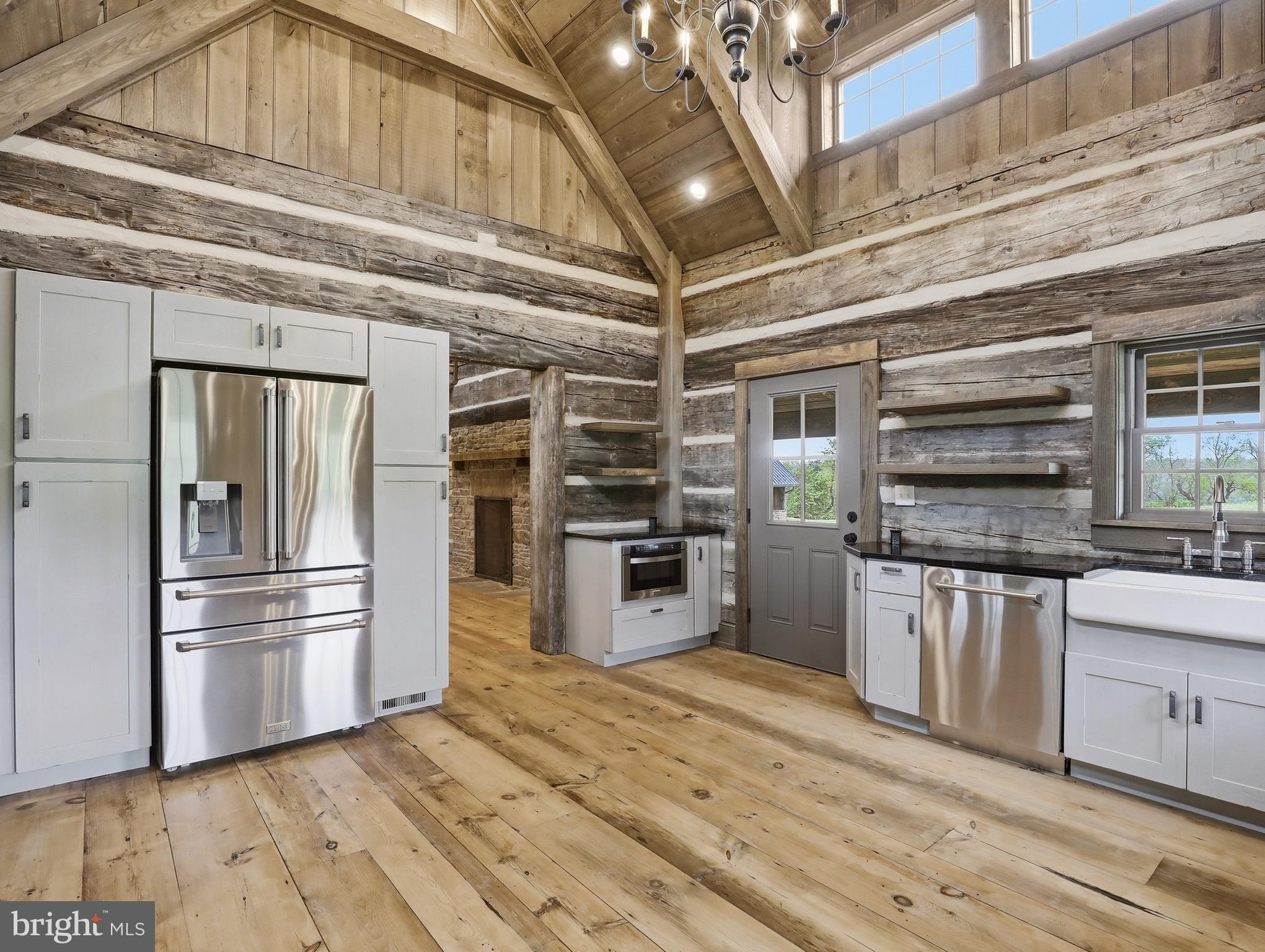 755 Grammer Road Williamsport, PA 17701 - Photo 10 of 81 ZLINE Appliances/Kraftmaid Cabinets