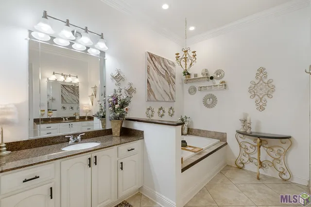 $332,500 | 23815 Monarch Point, Springfield, LA 70462