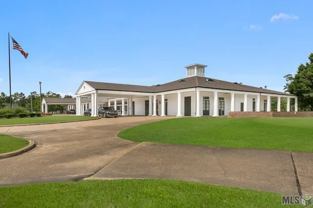 $332,500 | 23815 Monarch Point, Springfield, LA 70462